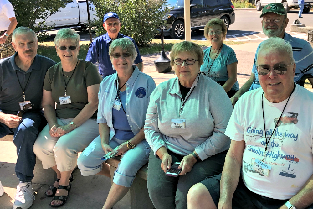 devils tower gang pose